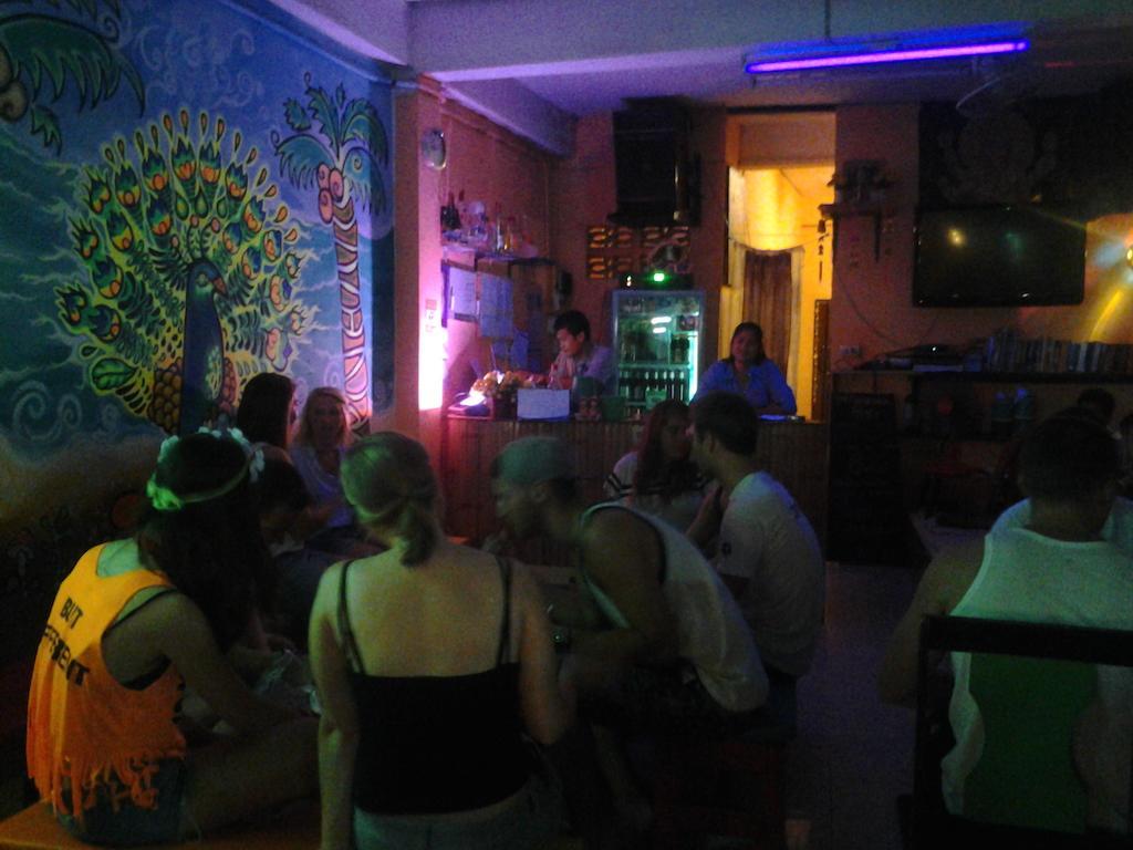 Maddy'S Hostel Koh Phangan Exteriör bild