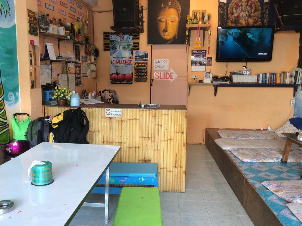 Maddy'S Hostel Koh Phangan Exteriör bild