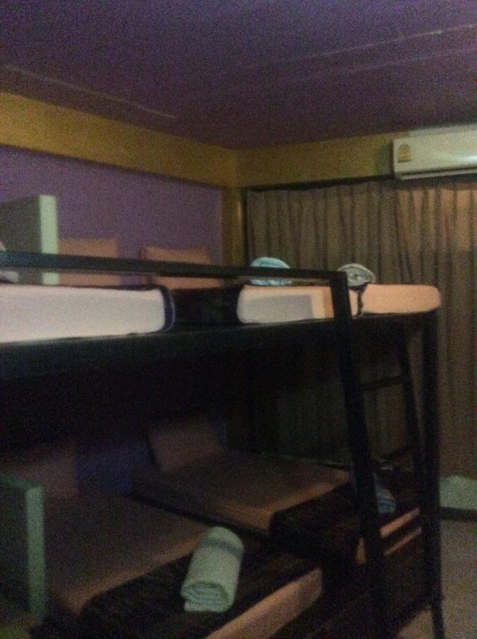 Maddy'S Hostel Koh Phangan Exteriör bild